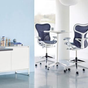 Mirra 2 Stool