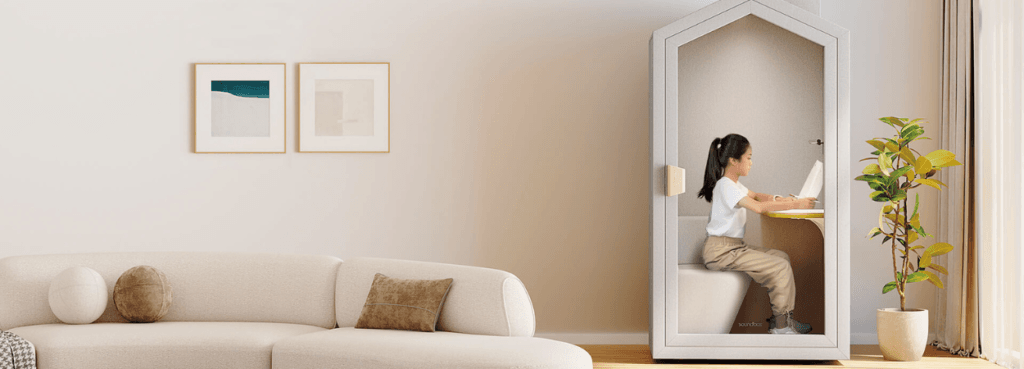 Μινιμαλιστικό Home Pod: ηχομονωμένος θάλαμος για εργασία με συγκέντρωση, μελέτη ή κλήσεις. Σύγχρονος σχεδιασμός σε ουδέτερη χρωματική παλέτα.