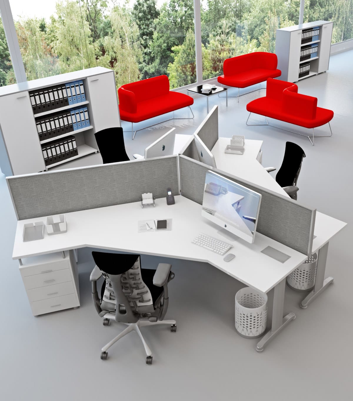 Σειρά Ergo της Studio Office: σύγχρονος χώρος γραφείου με λευκά γραφεία, γκρι διαχωριστικά, κόκκινους καναπέδες και ντουλάπια αποθήκευσης.