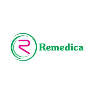 Λογότυπο Remedica. Πράσινος κύκλος με ροζ R και πράσινα γράμματα. Οι πελάτες μας.