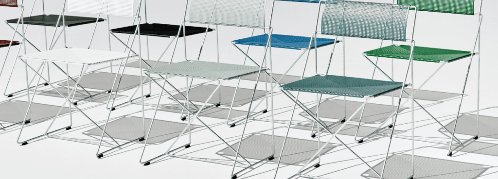 HAY X-Line Chair Chrome, στοιβαζόμενη, μινιμαλιστική καρέκλα με χαρακτηριστική δομή σε σχήμα X, σε διάφορα χρώματα.