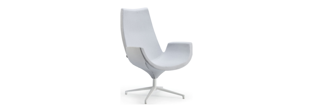 Πολυθρόνα Beetle Lounge Chair της Infiniti σε λευκό.