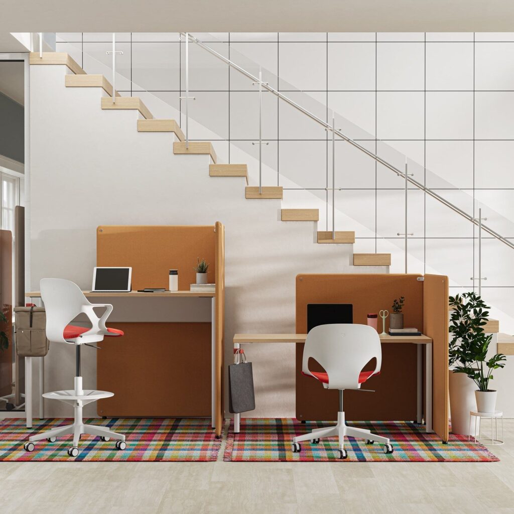Bound Freestanding Acoustic Screen