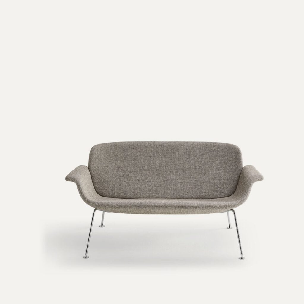 KN05 Settee
