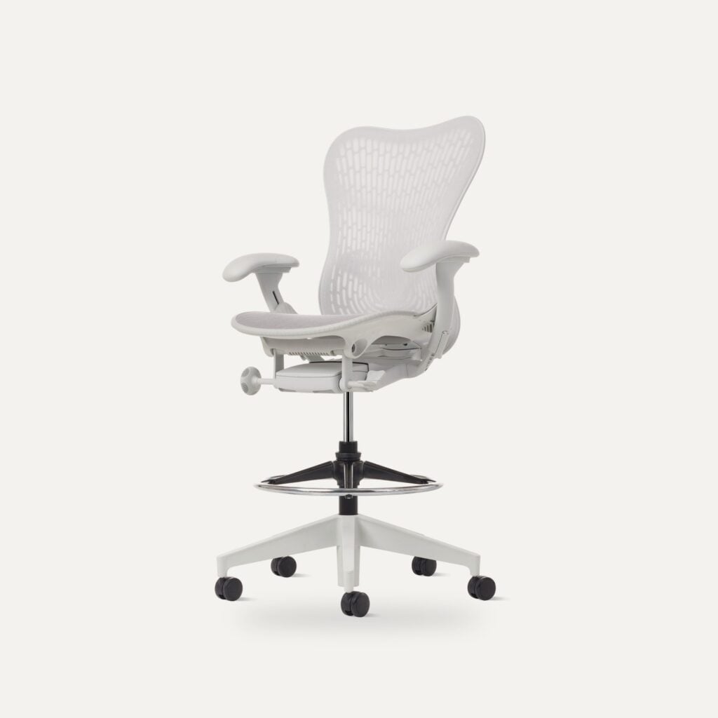 Mirra 2 Stool