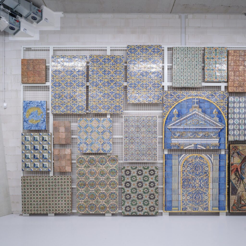 Static Art Storage Racks